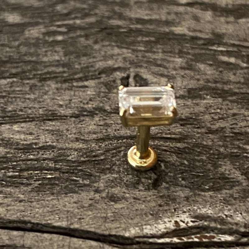 18K solid gold baguette labret