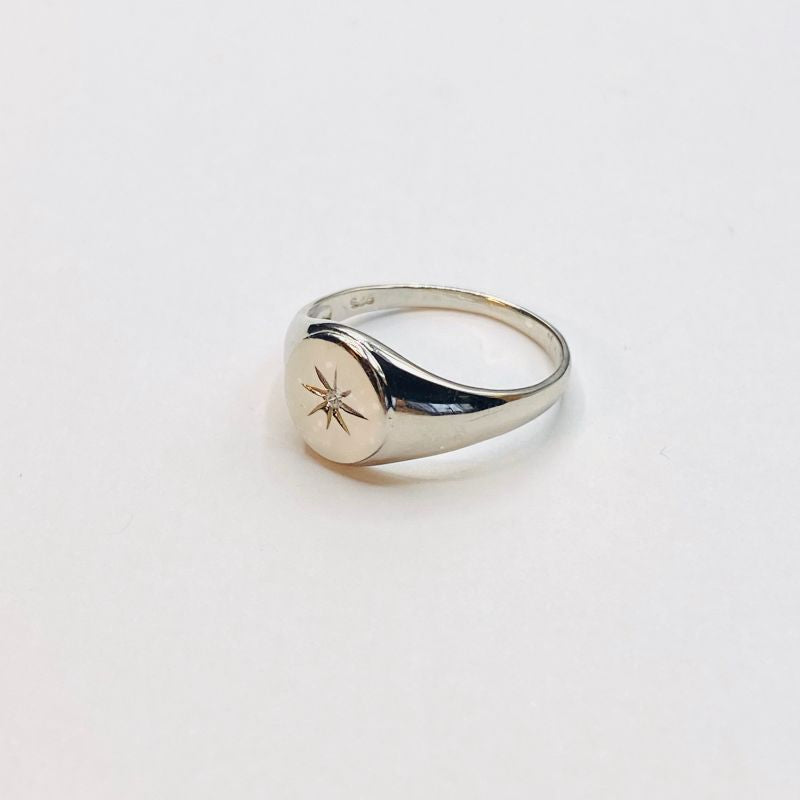 Starburst signet ring