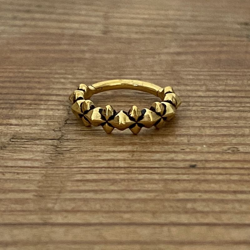 Spike clicker septum