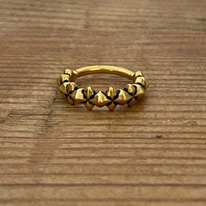 Spike clicker septum
