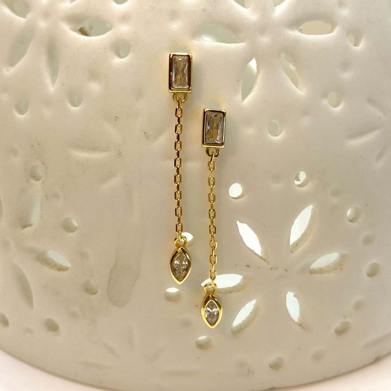 Drop Chain Charm Earring