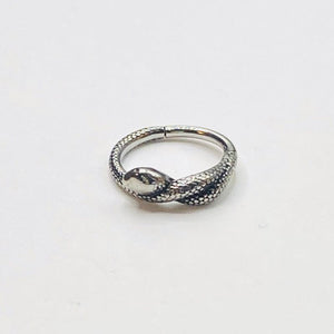 Snake hinged segment ring
