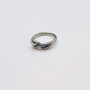 Snake hinged segment ring