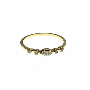 Halo solid gold ring with cubic zirconia