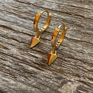 Pyramid hoop earrings