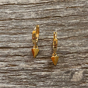 Pyramid hoop earrings