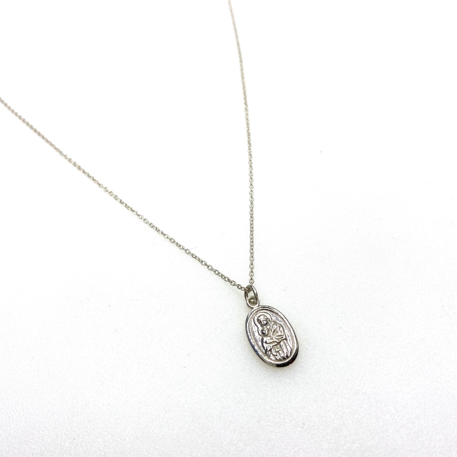 Mary pendant