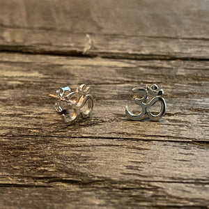 Ohm stud earrings