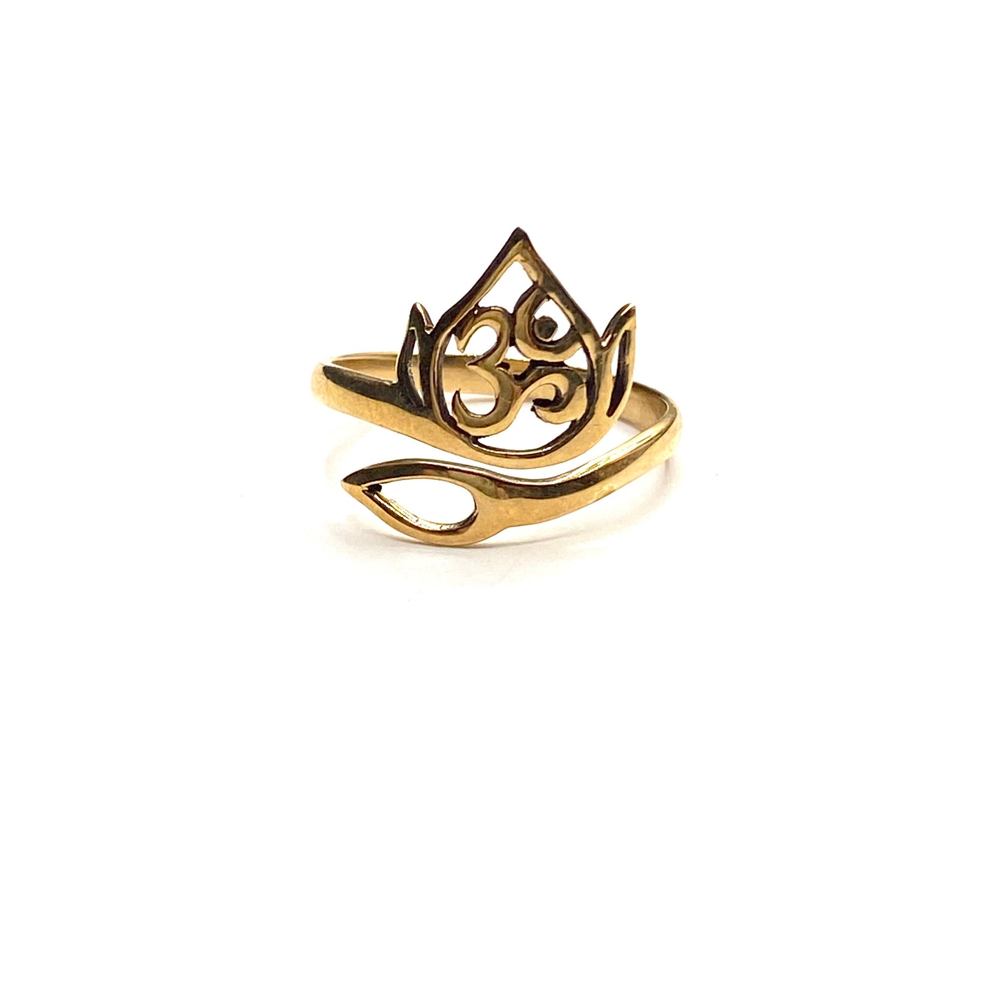 Lotus ohm ring