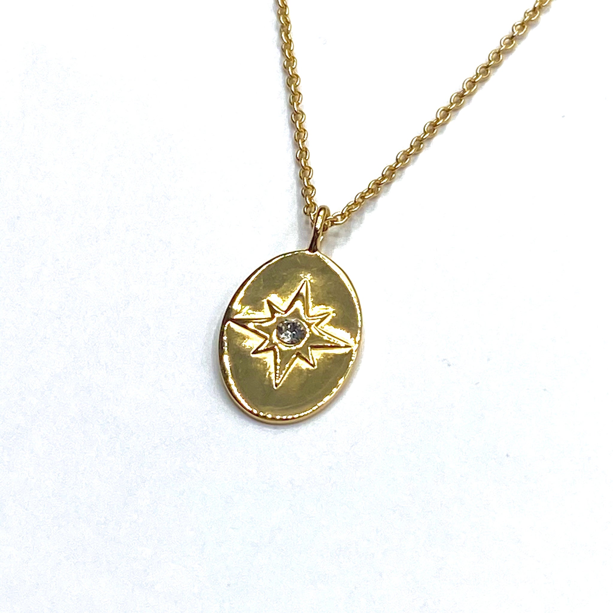 Oval star pendant