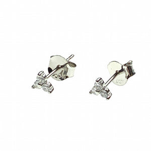 Pyramid stud earring