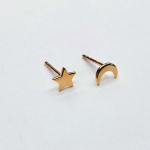 Asymetrical star and moon earstuds