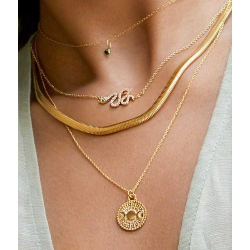 Moon gold necklace