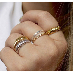 Croissant silver ring