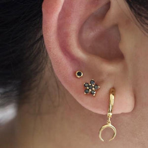 Flower black crystal stud earring